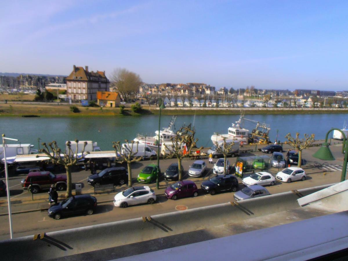 Ferienwohnung Au 112 Bis Trouville-sur-Mer Exterior foto
